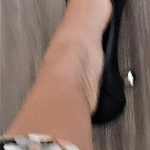 Black Stiletto mid heeled gold metal pointed toe court pumps shoes EU 38 US 7 - Picture 2 of 3